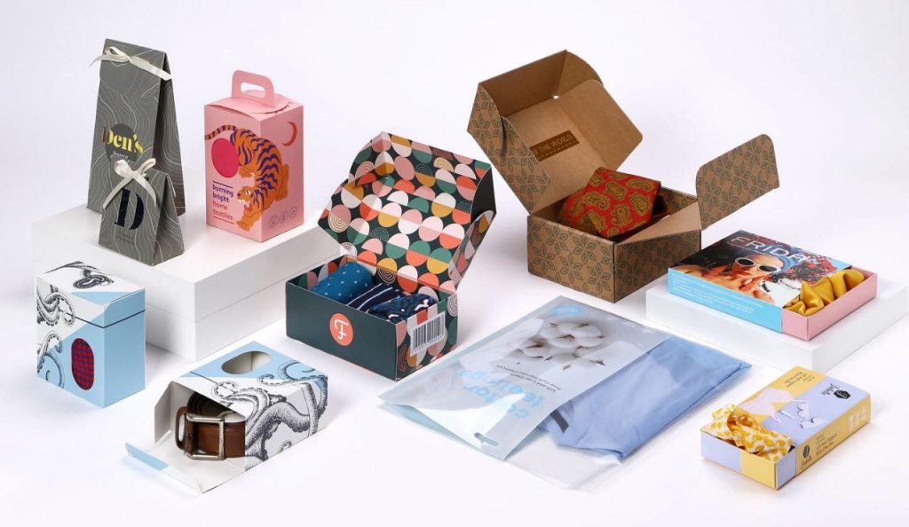 All kinds of clothes packaging